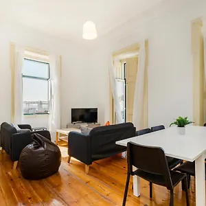 4br - Excellent Location - New Mattresses! Apartamento Lisboa